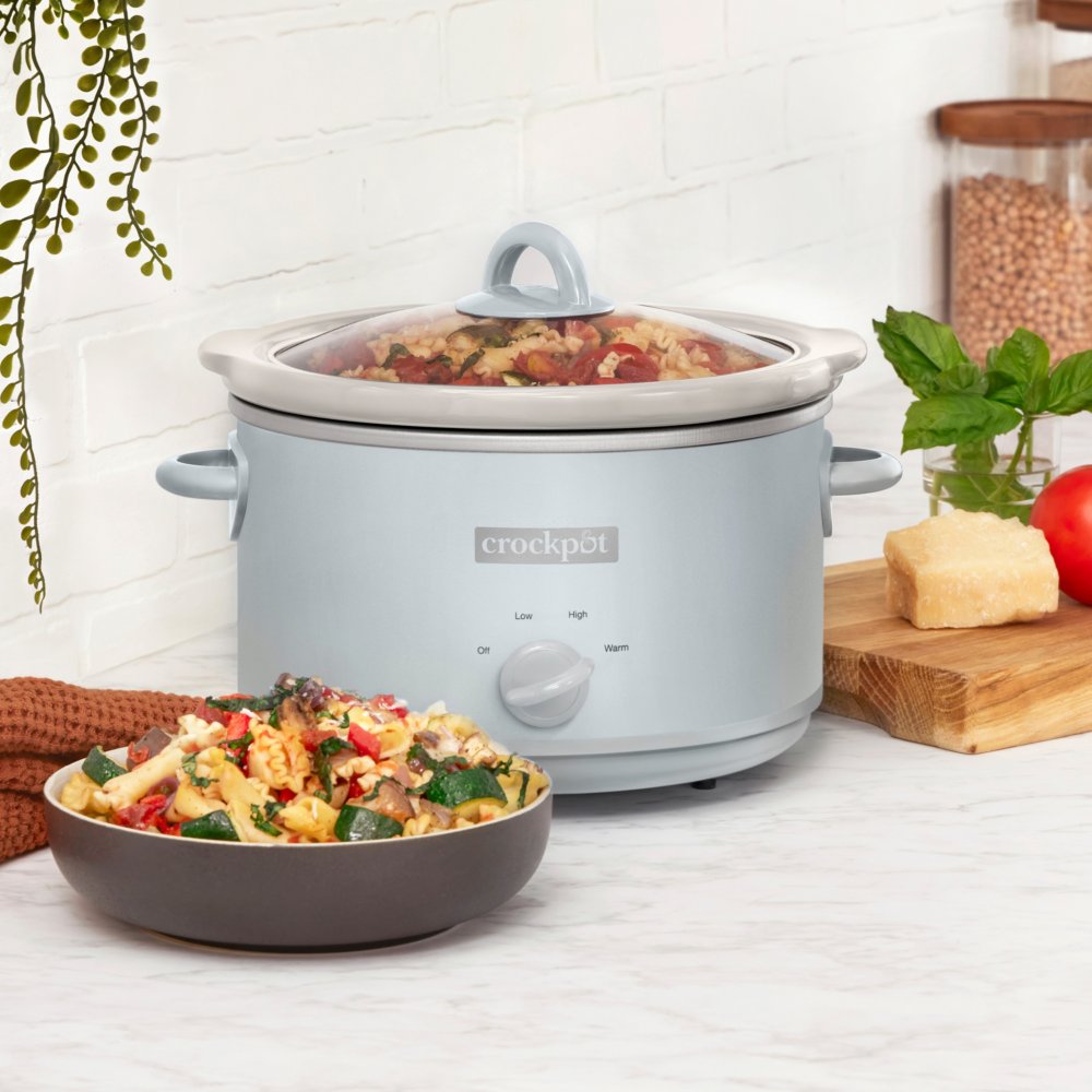 crock-pot-manual-design-series-4-5-quart-slow-cooker-macaroon-blue-a8 DC-39109-Crockpot_2022FallDesigns-Macaron-ATF04-nogfx