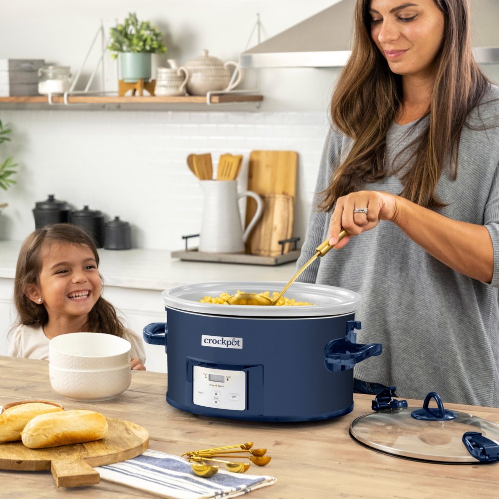 crock-pot-design-series-7-quart-cook-and-carry-slow-cooker-poseidon-programmable-slow-cooker-with-locking-lid-a1 DC-39109-Crockpot_2022FallDesigns-Poseidon-ATF02-nogfx