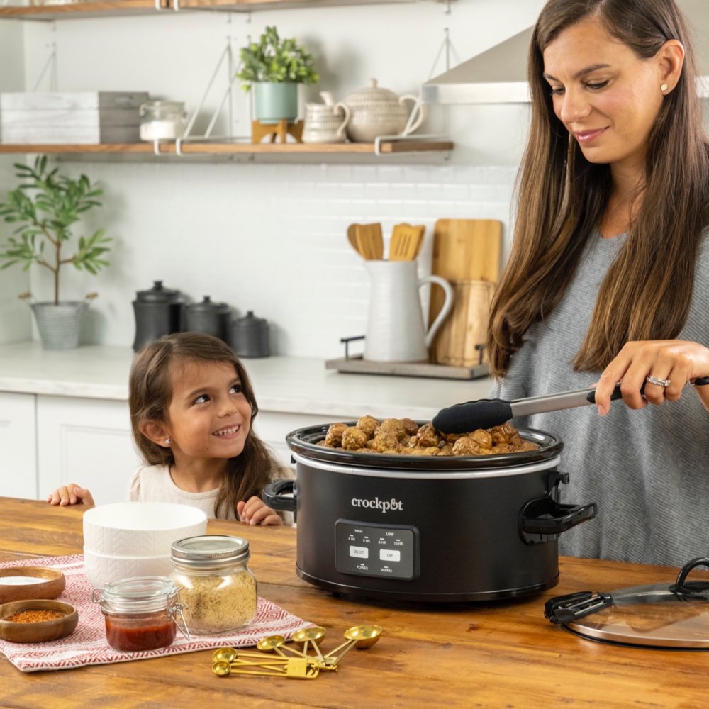 crock-pot-one-touch-control-6-quart-cook-and-carry-slow-cooker-matte-black-l9 Resized_2125185-3